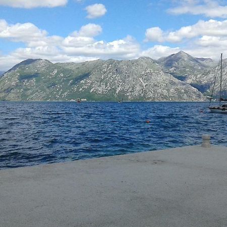 Apartment Adela Kotor Eksteriør bilde